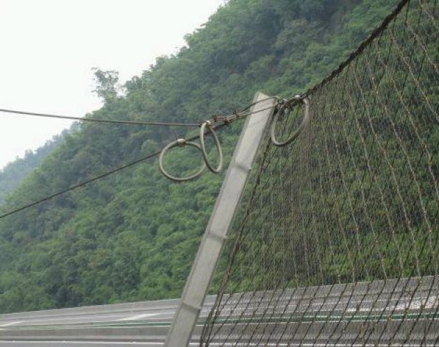 京昆高速被动防护网工程